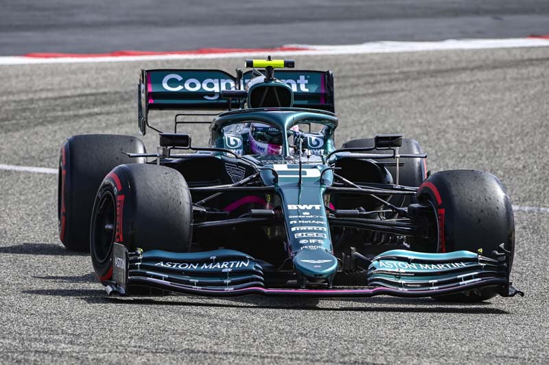 Vettel refuses to compare Mercedes engine to Ferrari - Pitpass.com